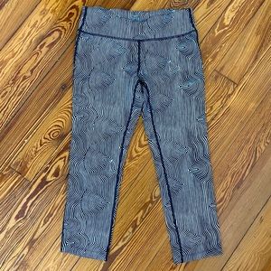 Nike Cropped Leggings Black White Medium